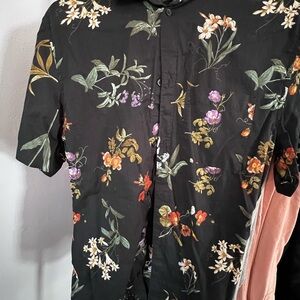 H&M Floral Black Short Sleeve Shirt